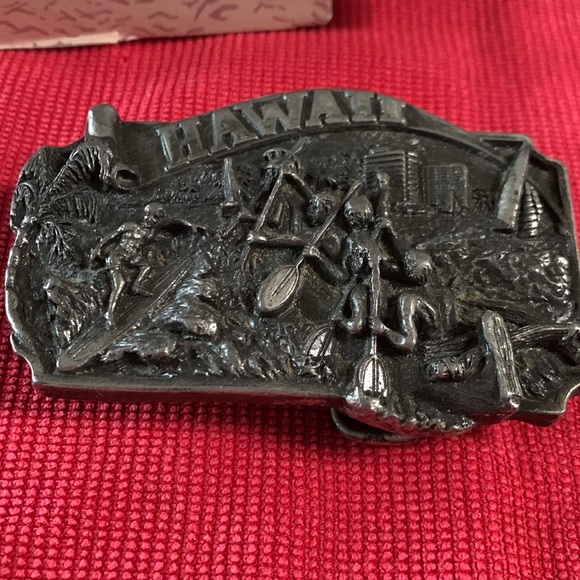 Beautifully detailed Hawaii belt buckle - Picture 4 of 4
